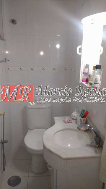 Apartamento à venda com 2 quartos, 66m² - Foto 3