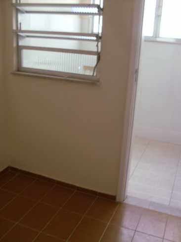 Apartamento à venda com 2 quartos, 60m² - Foto 16