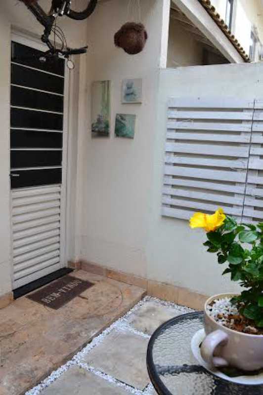 Casa à venda com 2 quartos, 69m² - Foto 20