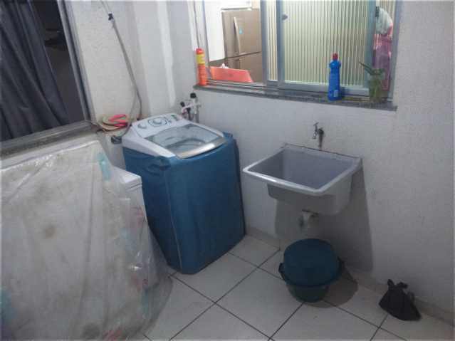 Apartamento à venda com 2 quartos, 80m² - Foto 11