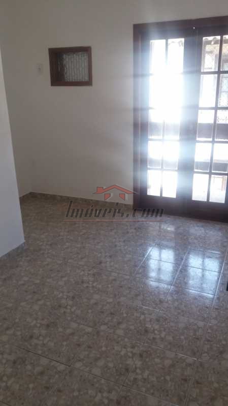 Casa à venda com 3 quartos, 180m² - Foto 2