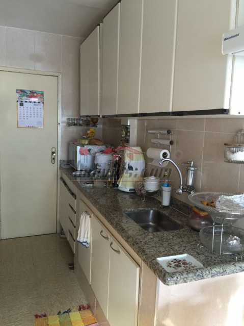 Apartamento à venda com 2 quartos, 70m² - Foto 9