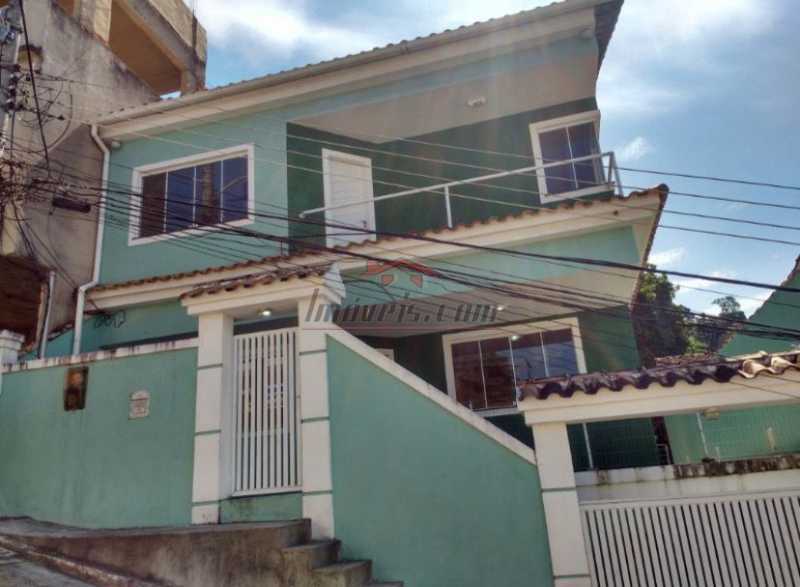 Casa à venda com 3 quartos, 300m² - Foto 1