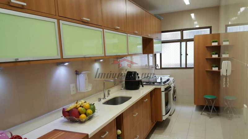 Apartamento à venda com 2 quartos, 67m² - Foto 19