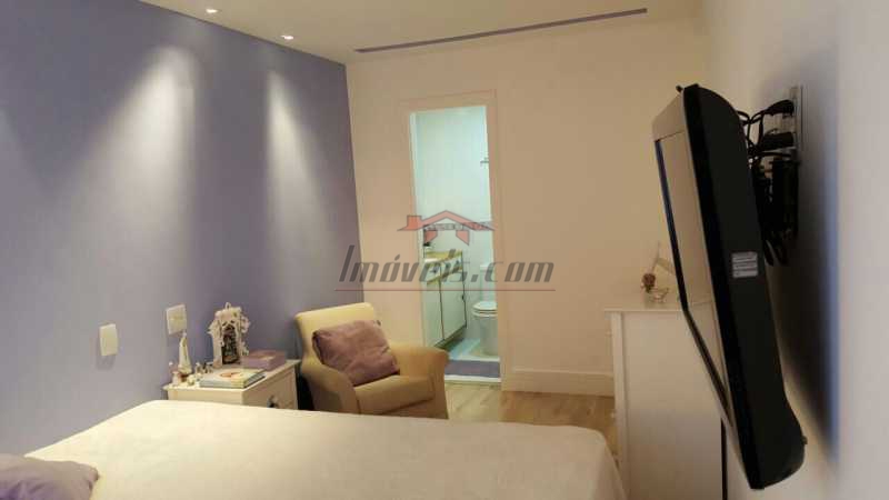 Apartamento à venda com 2 quartos, 67m² - Foto 16