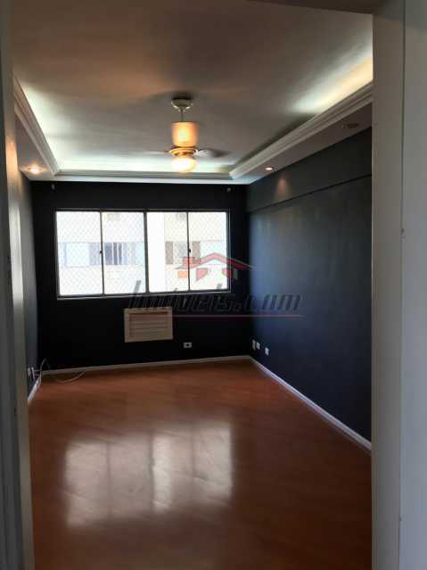 Apartamento à venda com 2 quartos, 69m² - Foto 1