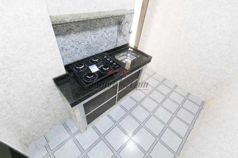 Apartamento à venda com 2 quartos, 75m² - Foto 18