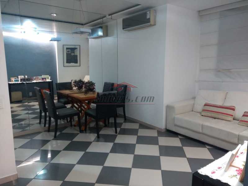 Apartamento à venda com 2 quartos, 60m² - Foto 3