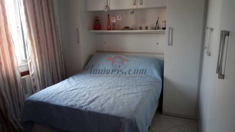 Apartamento à venda com 2 quartos, 64m² - Foto 12