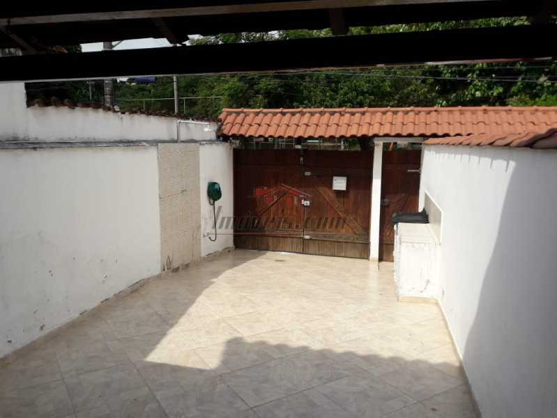 Casa à venda com 2 quartos, 82m² - Foto 2