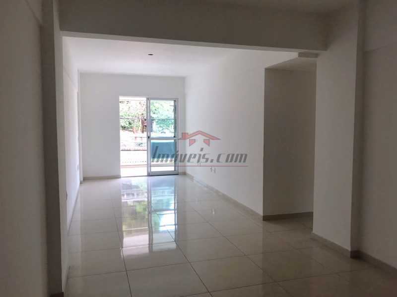 Apartamento à venda com 3 quartos, 90m² - Foto 1