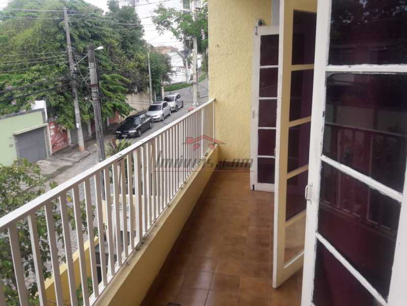 Casa à venda com 4 quartos, 150m² - Foto 2