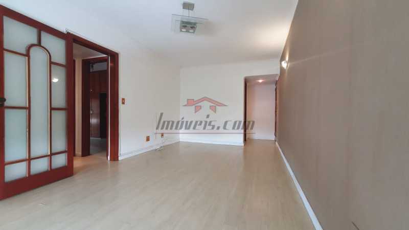 Apartamento à venda com 2 quartos, 85m² - Foto 1