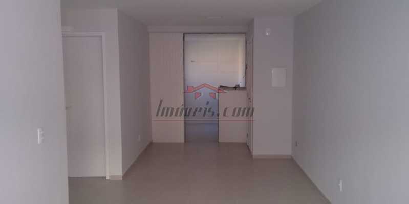 Apartamento à venda com 2 quartos, 60m² - Foto 8