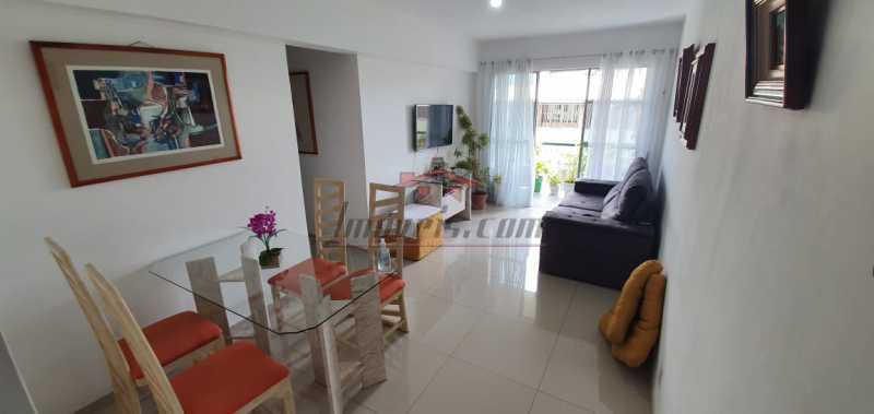 Apartamento à venda com 3 quartos, 70m² - Foto 1