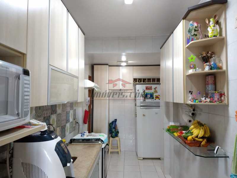 Apartamento à venda com 2 quartos, 64m² - Foto 12