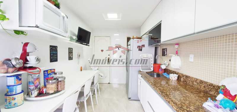 Apartamento à venda com 2 quartos, 98m² - Foto 23