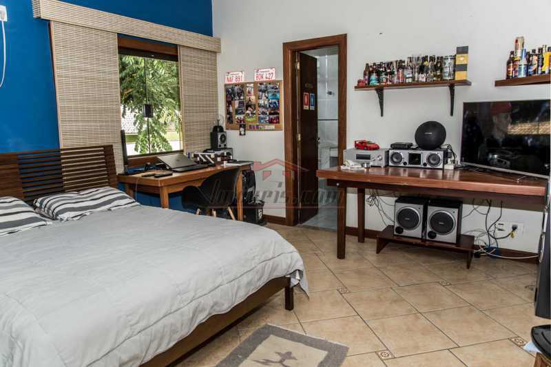 Casa de Condomínio à venda com 3 quartos, 234m² - Foto 6