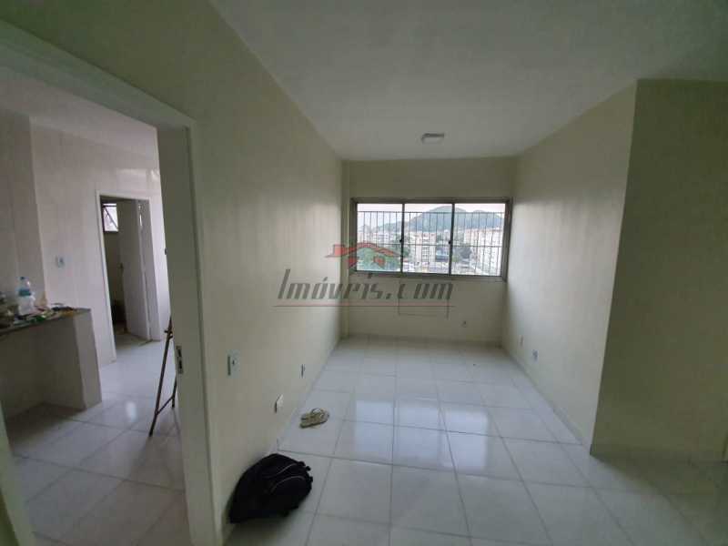 Apartamento à venda com 2 quartos, 70m² - Foto 14