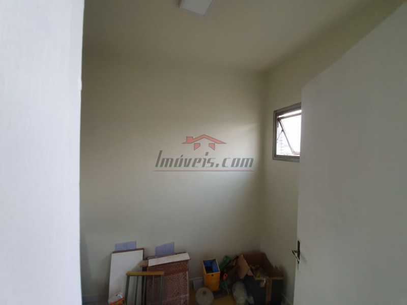 Apartamento à venda com 2 quartos, 70m² - Foto 16