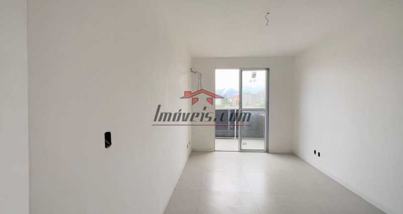 Apartamento à venda com 2 quartos, 57m² - Foto 17