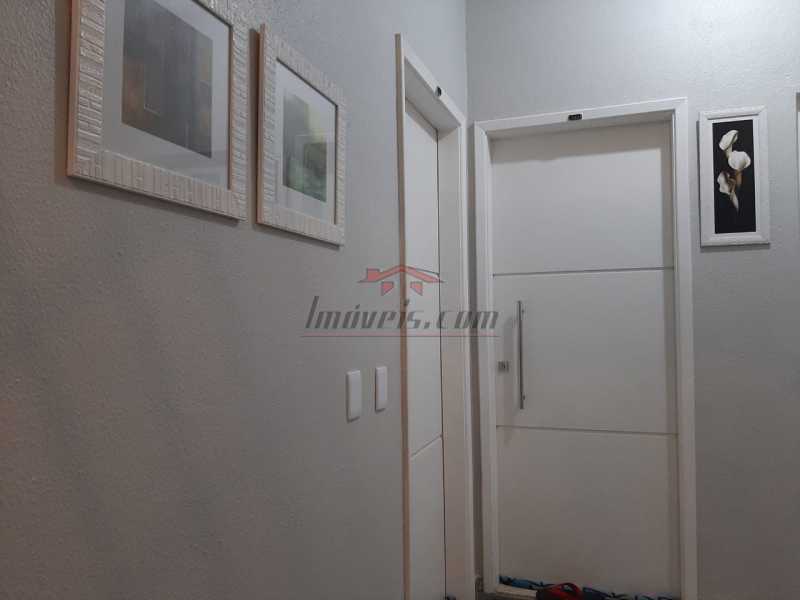 Apartamento à venda com 2 quartos, 69m² - Foto 3