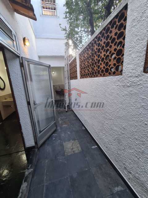 Casa de Condomínio à venda com 4 quartos, 150m² - Foto 17