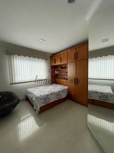 Casa de Condomínio à venda com 3 quartos, 204m² - Foto 13