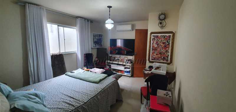 Casa de Condomínio à venda com 3 quartos, 212m² - Foto 14