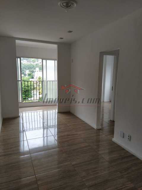 Apartamento à venda com 2 quartos, 60m² - Foto 1