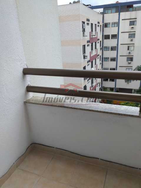 Apartamento à venda com 2 quartos, 60m² - Foto 2