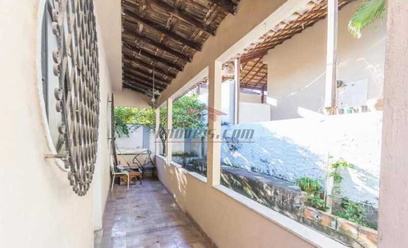 Casa à venda com 3 quartos, 370m² - Foto 15