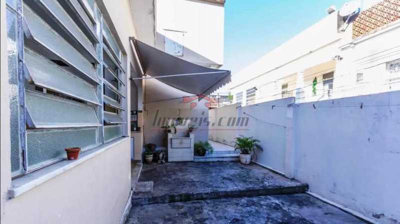 Casa à venda com 3 quartos, 370m² - Foto 23