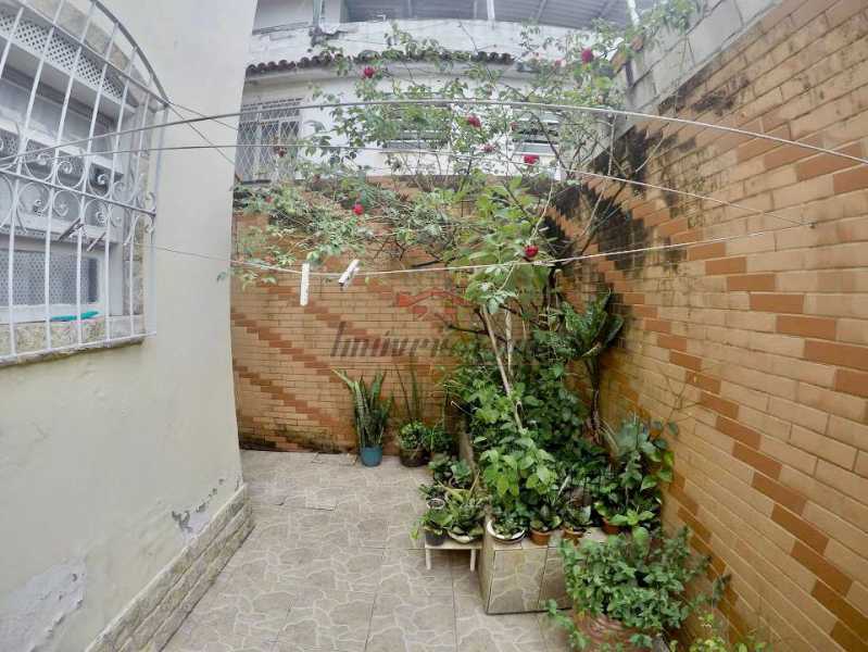 Casa de Condomínio à venda com 3 quartos, 182m² - Foto 24