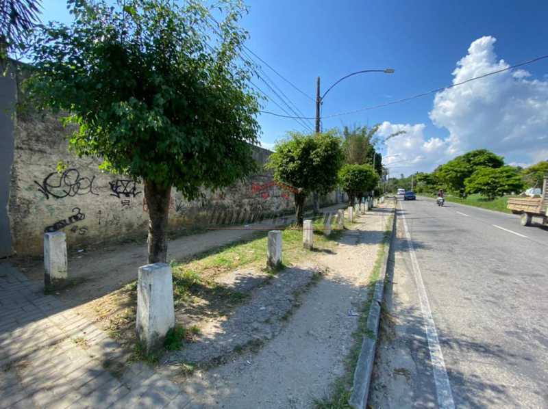 Casa à venda com 3 quartos, 200m² - Foto 14