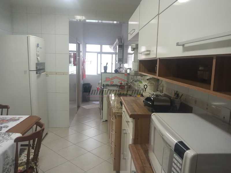 Apartamento à venda com 2 quartos, 80m² - Foto 13