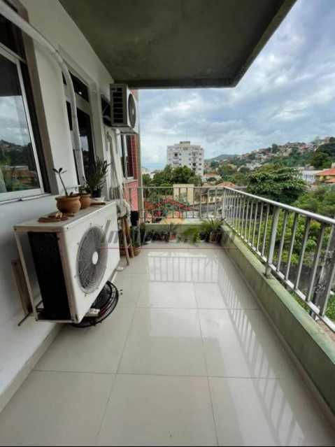 Apartamento à venda com 2 quartos, 60m² - Foto 3