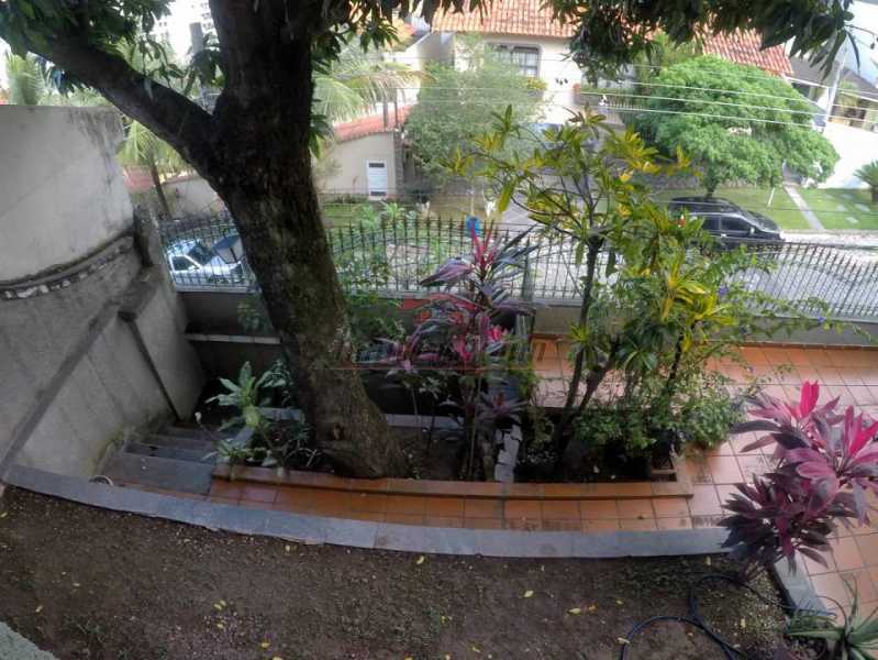 Casa de Condomínio à venda com 4 quartos, 295m² - Foto 3