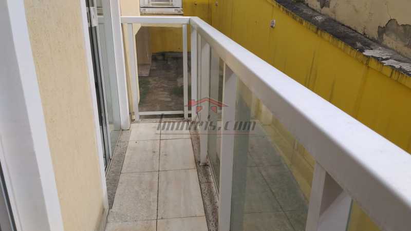 Casa de Condomínio à venda com 3 quartos, 180m² - Foto 2