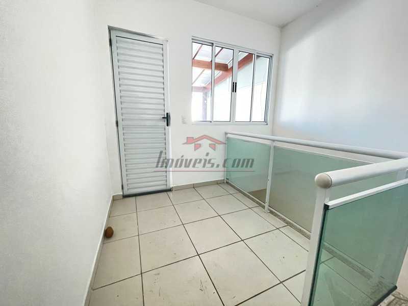 Casa de Condomínio à venda com 3 quartos, 220m² - Foto 18