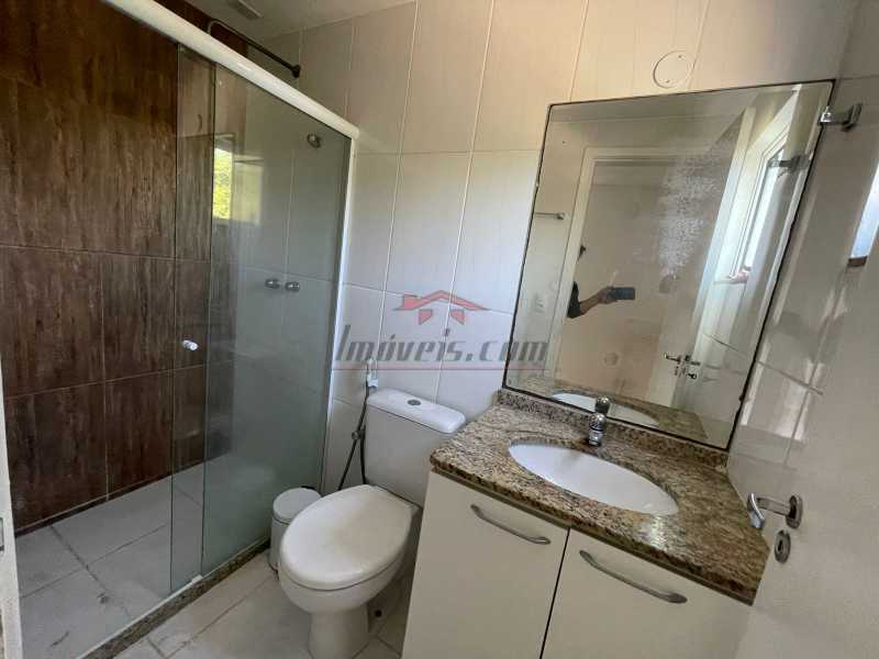 Casa de Condomínio à venda com 3 quartos, 220m² - Foto 24