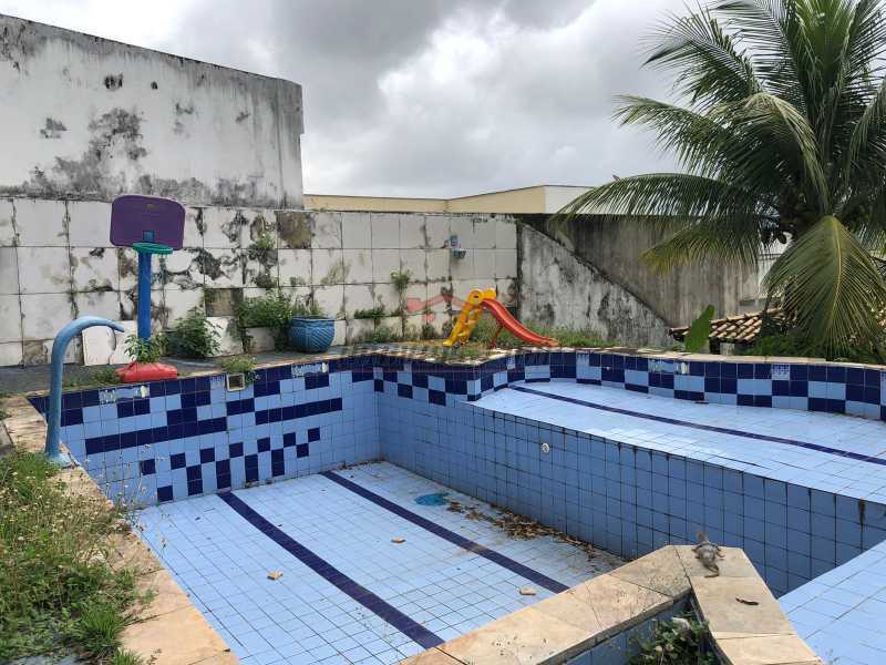 Casa de Condomínio à venda com 5 quartos, 800m² - Foto 2