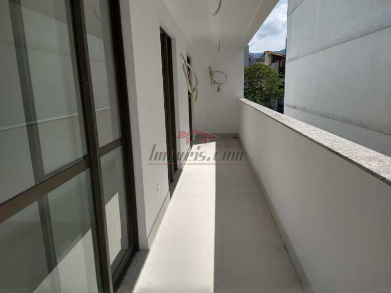 Apartamento à venda com 3 quartos, 138m² - Foto 4