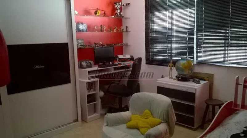 Casa à venda com 4 quartos, 200m² - Foto 5