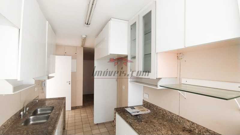 Apartamento à venda com 3 quartos, 138m² - Foto 13