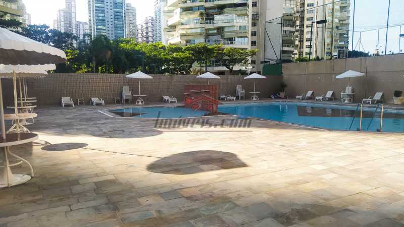 Apartamento à venda com 3 quartos, 138m² - Foto 28