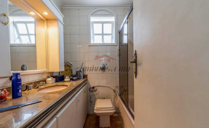 Casa de Condomínio à venda com 5 quartos, 189m² - Foto 14