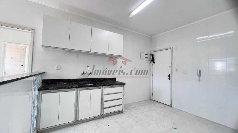 Apartamento à venda com 2 quartos, 98m² - Foto 17