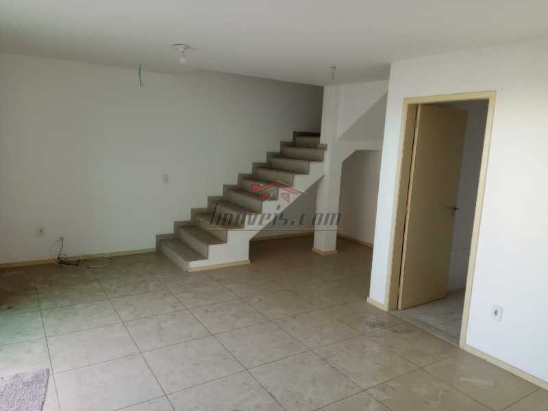 Casa à venda com 3 quartos, 99m² - Foto 16