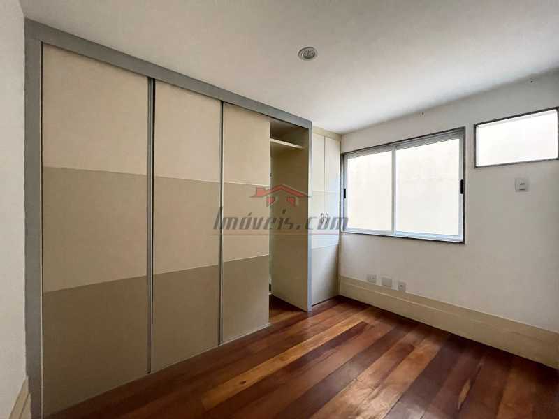 Apartamento à venda com 3 quartos, 140m² - Foto 13